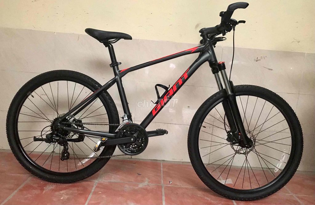 Thanh lý xe Giant Atx810 rất mới. Mua bán Xe đạp tại Quận Ba Đình Hà Nội được đăng bởi Nam hình 5