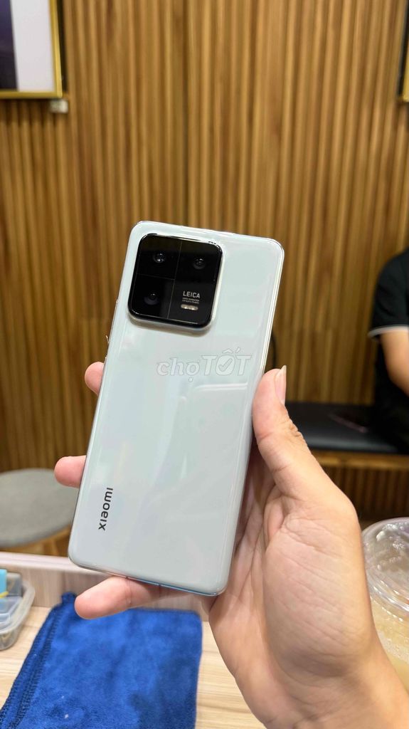 Xiaomi 13 Pro 128GB Trắng. Mua bán Điện thoại tại Quận 10 Tp Hồ Chí Minh được đăng bởi Le Tuan hình 1