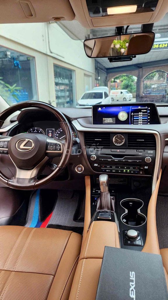 Lexus RX350 2016 xe đi 33.000km mới tinh. Mua bán Ô tô tại Thành phố Thủ Đức Tp Hồ Chí Minh được đăng bởi Siêu Thị Ôtô Dĩ an hình 16