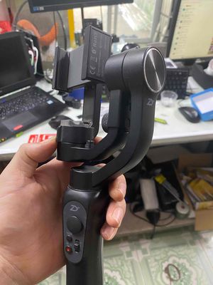 chống rung gimbal dùng ít pim trâu