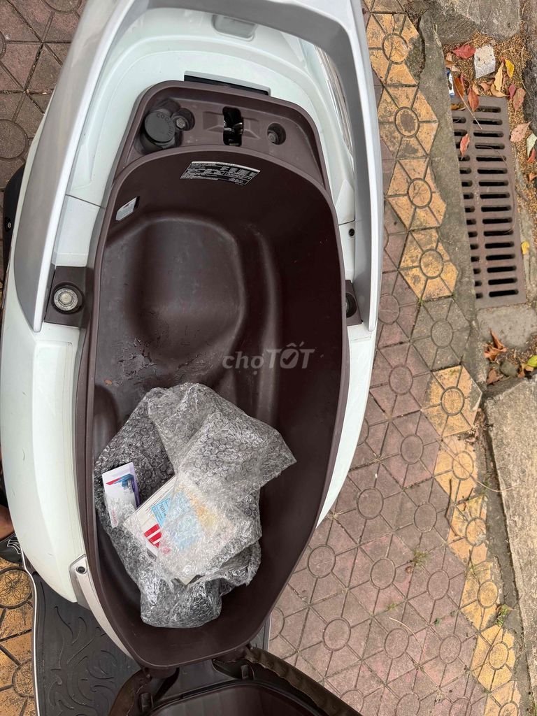 Lead 2018 khóa thông minh zin cứg áo dán keo trong. Mua bán Xe máy tại Thành phố Quảng Ngãi Quảng Ngãi được đăng bởi Hien hình 19