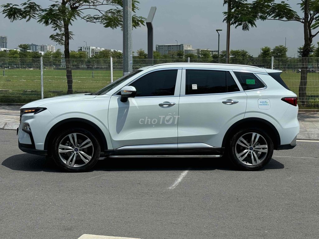 Ford Territory 2025 Titanium X 1.5 AT - 5555 km. Mua bán Ô tô tại Quận Hoàng Mai Hà Nội được đăng bởi Dương Xuân Trường hình 3