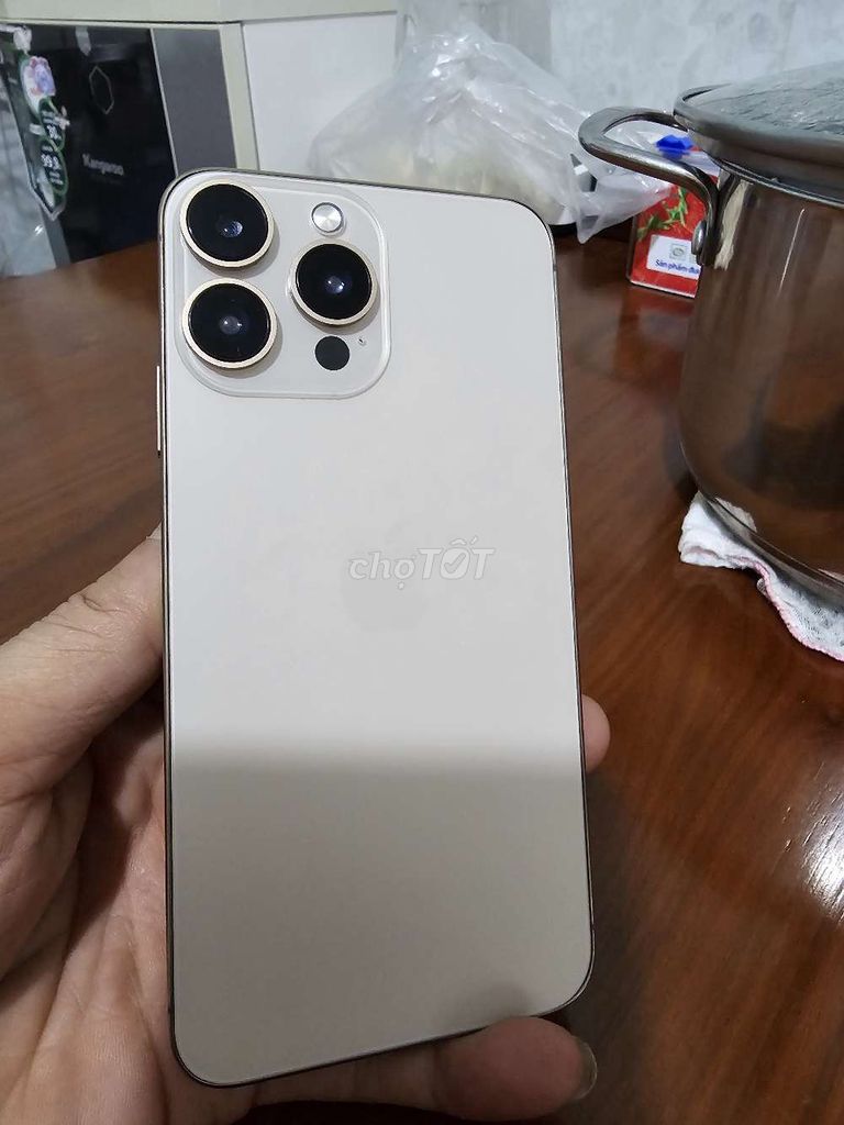 iPhone 11 Pro Max 256GB.lên vỏ 16 Đã sử dụng. Mua bán Điện thoại tại Quận 12 Tp Hồ Chí Minh được đăng bởi châu nguyễn hình 1