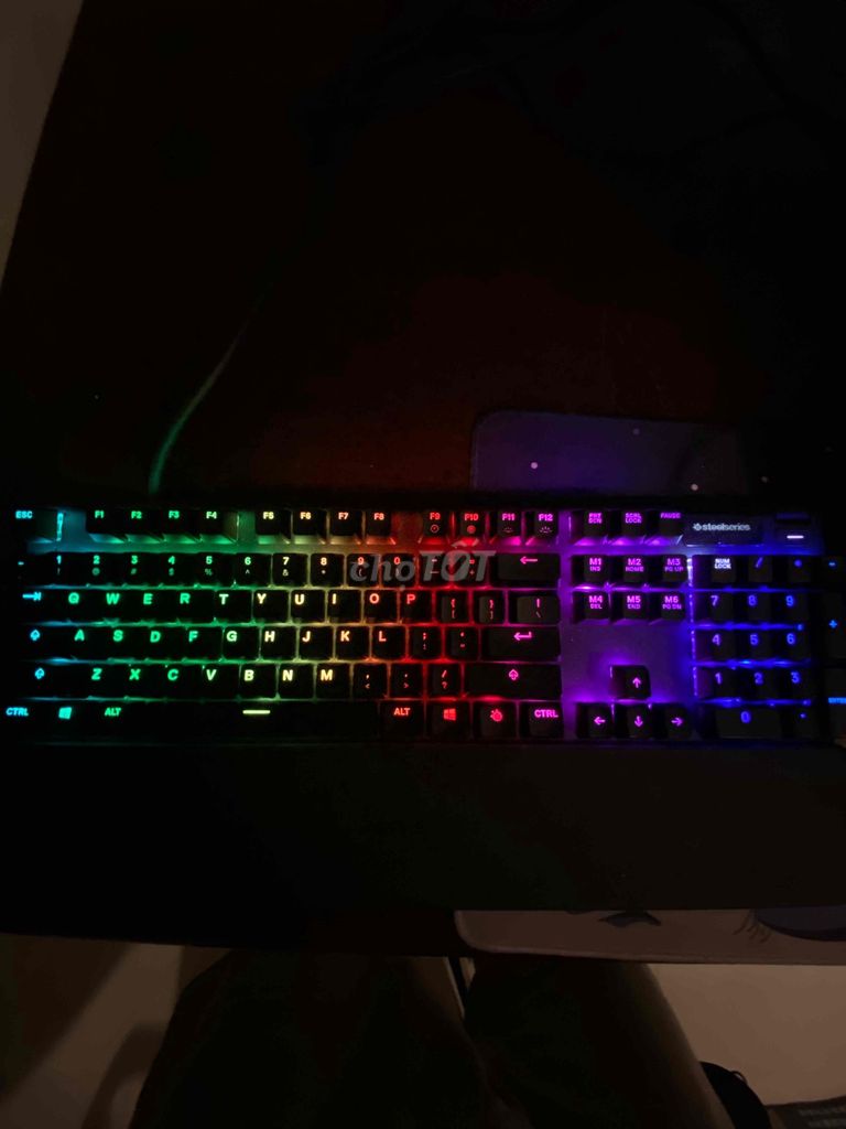 Bàn phím steelseries apex pro