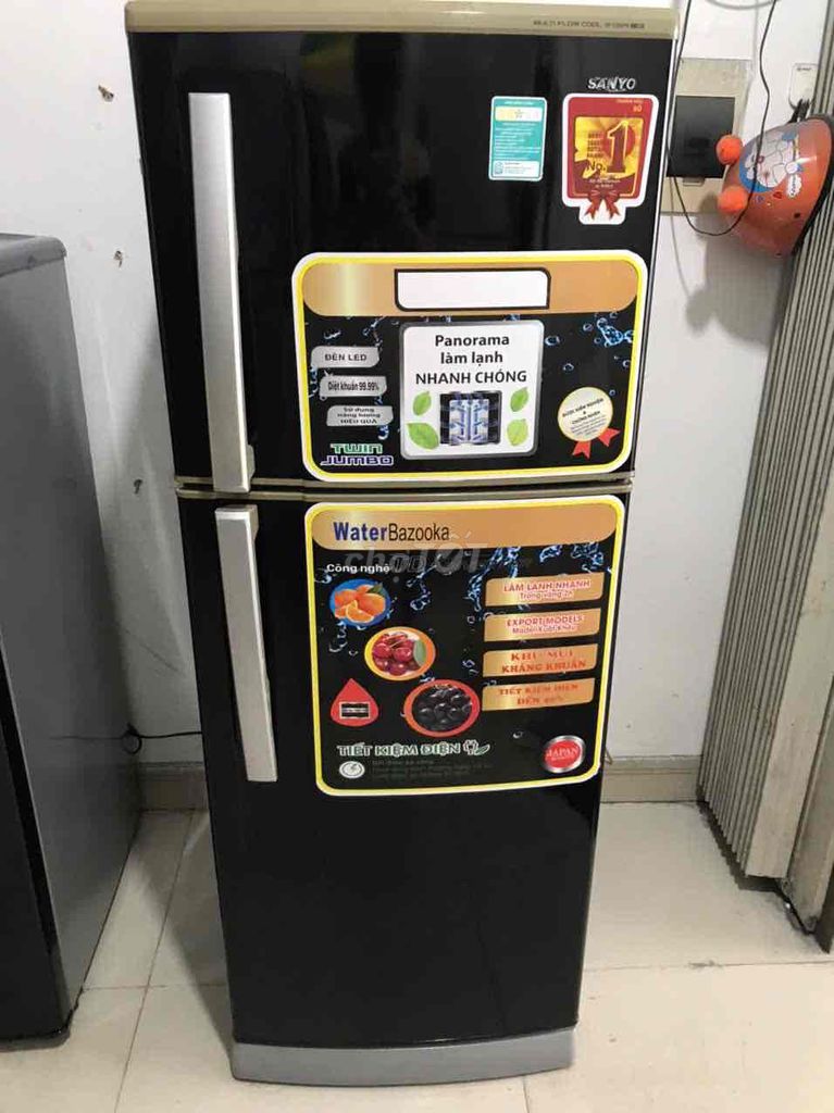 tủ lạnh Sanyo 200l k đóng tuyết. Mua bán Tủ lạnh tại Quận 12 Tp Hồ Chí Minh được đăng bởi huỳnh kiệt hình 1