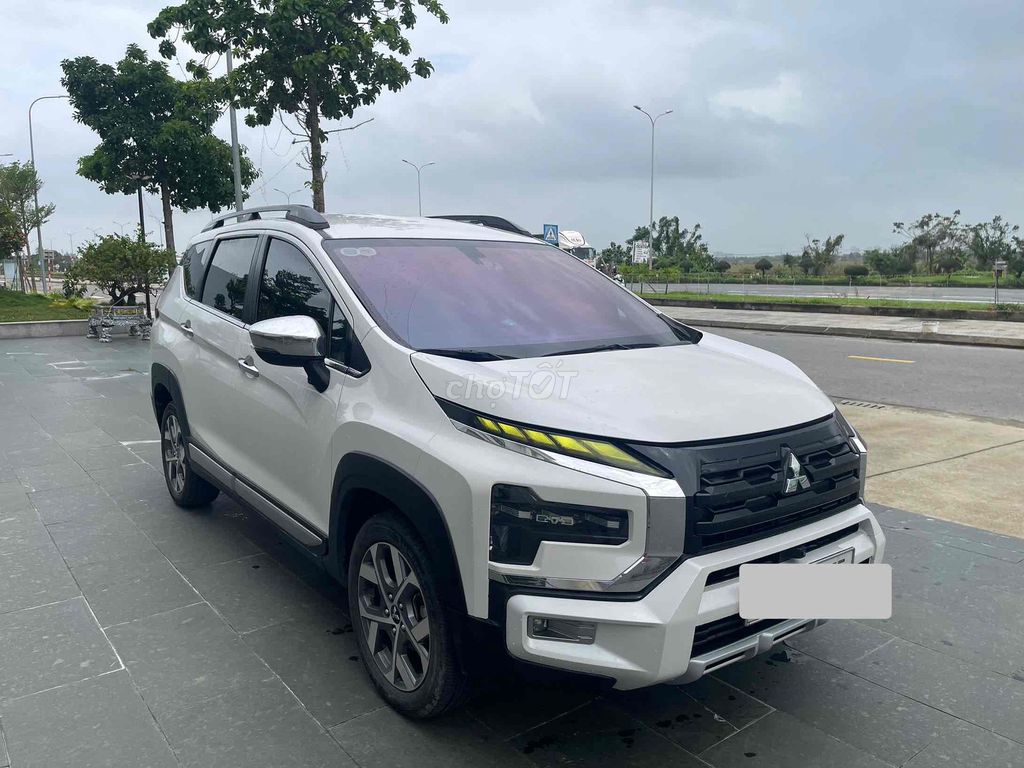 Mitsubishi Xpander Cross 2024 - 68000 km. Mua bán Ô tô tại Quận Hải Châu Đà Nẵng được đăng bởi Nguyễn Duy Hiếu hình 3