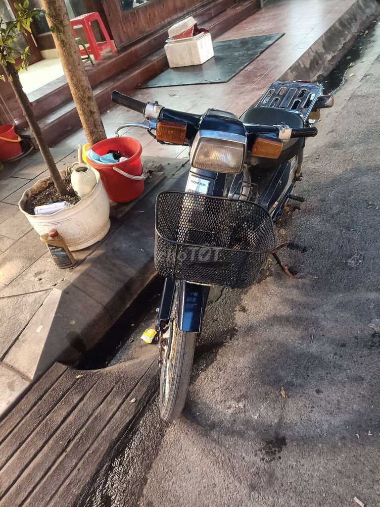 Cúp 82 nhật. Mua bán Xe máy tại Quận Hà Đông Hà Nội được đăng bởi Phu hình 6