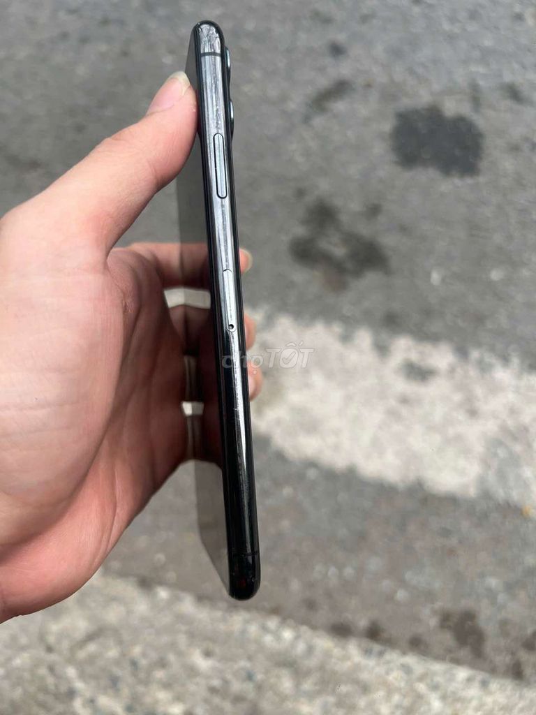 Apple iPhone 11 Pro Max 64GB Đen. Mua bán Điện thoại tại Quận Hai Bà Trưng Hà Nội được đăng bởi Trần Huy Hoàng hình 1
