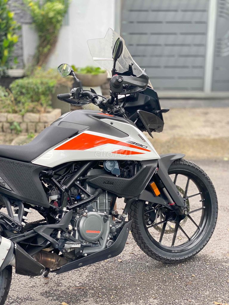 Brixton 150Fi Classic bán hoặc đổi xe khác. Mua bán Xe máy tại Quận 12 Tp Hồ Chí Minh được đăng bởi Dương Huy 286 hình 6