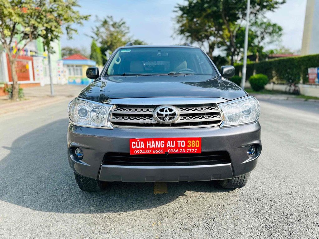 Toyota Fortuner 2010 2.7V 4x4 AT -. Mua bán Ô tô tại Quận 1 Tp Hồ Chí Minh được đăng bởi AUTO 380 hình 2