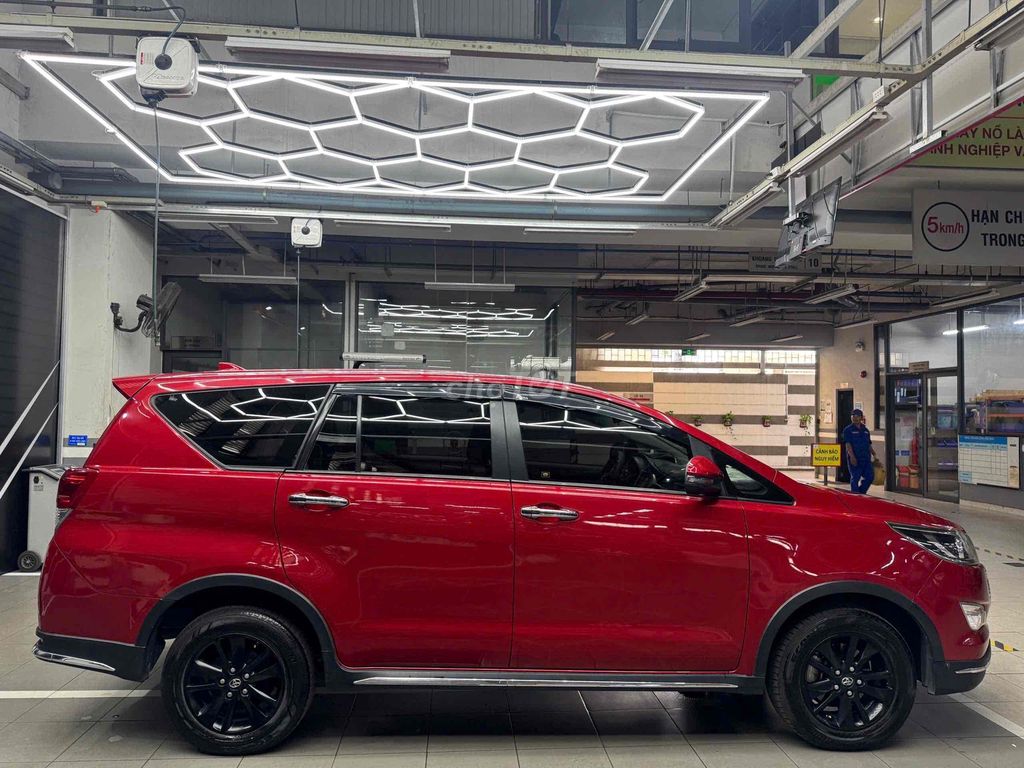 Toyota Innova 2019 Venturer, gia còn thương thảo. Mua bán Ô tô tại Quận Gò Vấp Tp Hồ Chí Minh được đăng bởi Nguyễn An hình 7
