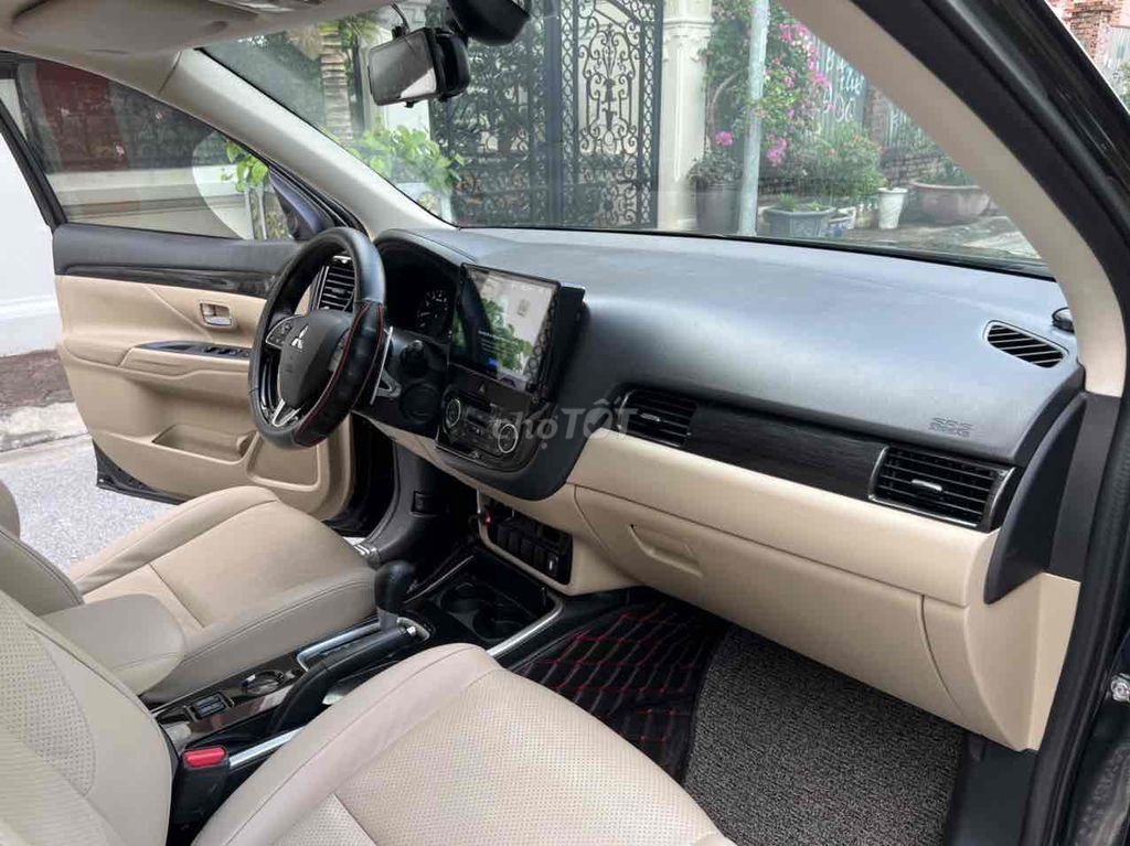 MITSUBISHI OTLANDER PRENIUM 2.0 AT SX 2018. Mua bán Ô tô tại Quận Nam Từ Liêm Hà Nội được đăng bởi Auto Anh Tuấn hình 10