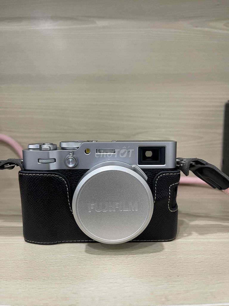 Máy ảnh Fujifilm X100VI Bạc Kim loại Da. Mua bán Máy ảnh, Máy quay tại Quận Nam Từ Liêm Hà Nội được đăng bởi Nghia Nguyen hình 1