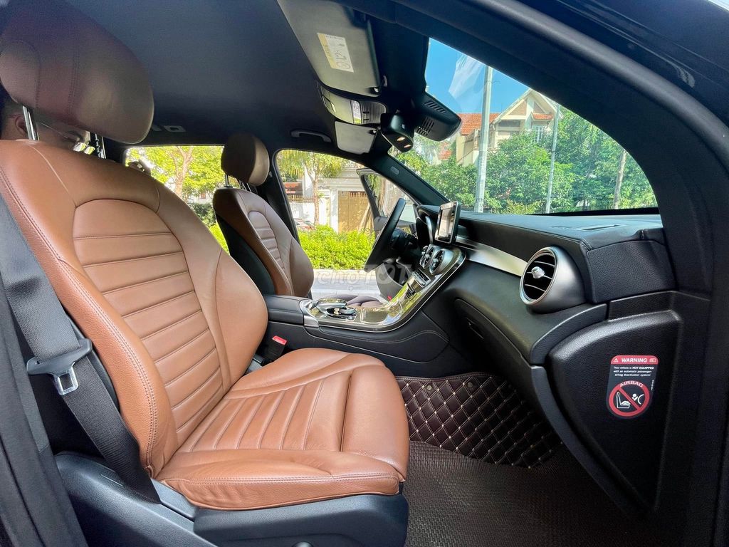 Mercedes Benz GLC 2018 250 4MATIC - 53,000 Miles.. Mua bán Ô tô tại Thành phố Thủ Đức Tp Hồ Chí Minh được đăng bởi Đức Tứ Bánh hình 20