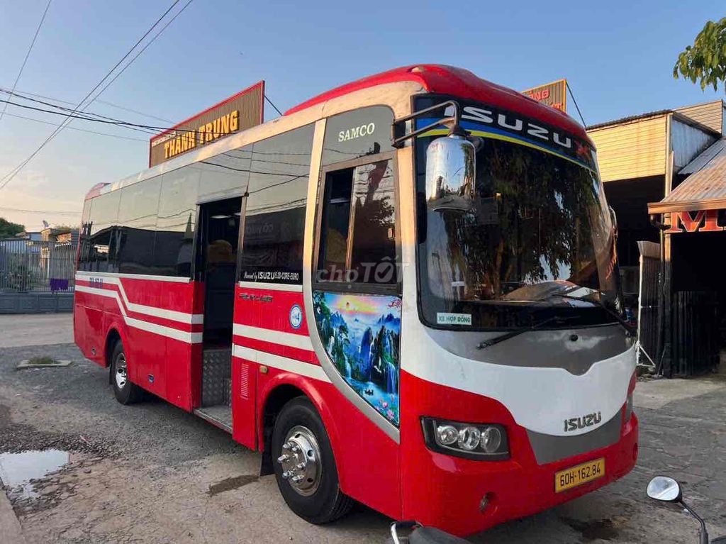 Isuzu samco felix 2011 máy 5.2 loại 29 chổ. Mua bán Phương tiện khác tại Huyện Tân Phú Đồng Nai được đăng bởi Salon AUTO THÀNH TRUNG Đồng Nai hình 3