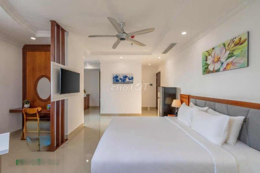 BÁN TÒA KHÁCH SẠN 42 PHÒNG GÓC ĐƯỜNG PHAN TÔN,MỸ AN