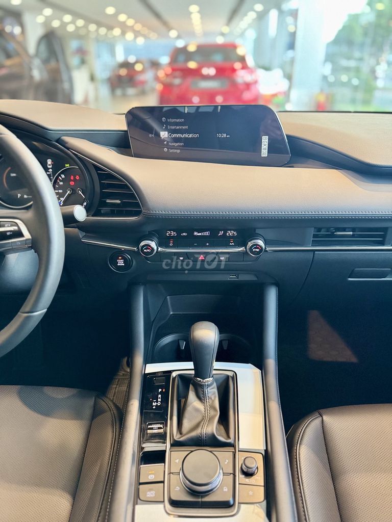 MAZDA 3 - ƯU ĐÃI TIỀN MẶT - QUÀ TẶNG BH THÂN VỎ XE. Mua bán Ô tô tại Quận Tân Phú Tp Hồ Chí Minh được đăng bởi ĐẠI LÝ MAZDA KIA HCM hình 6