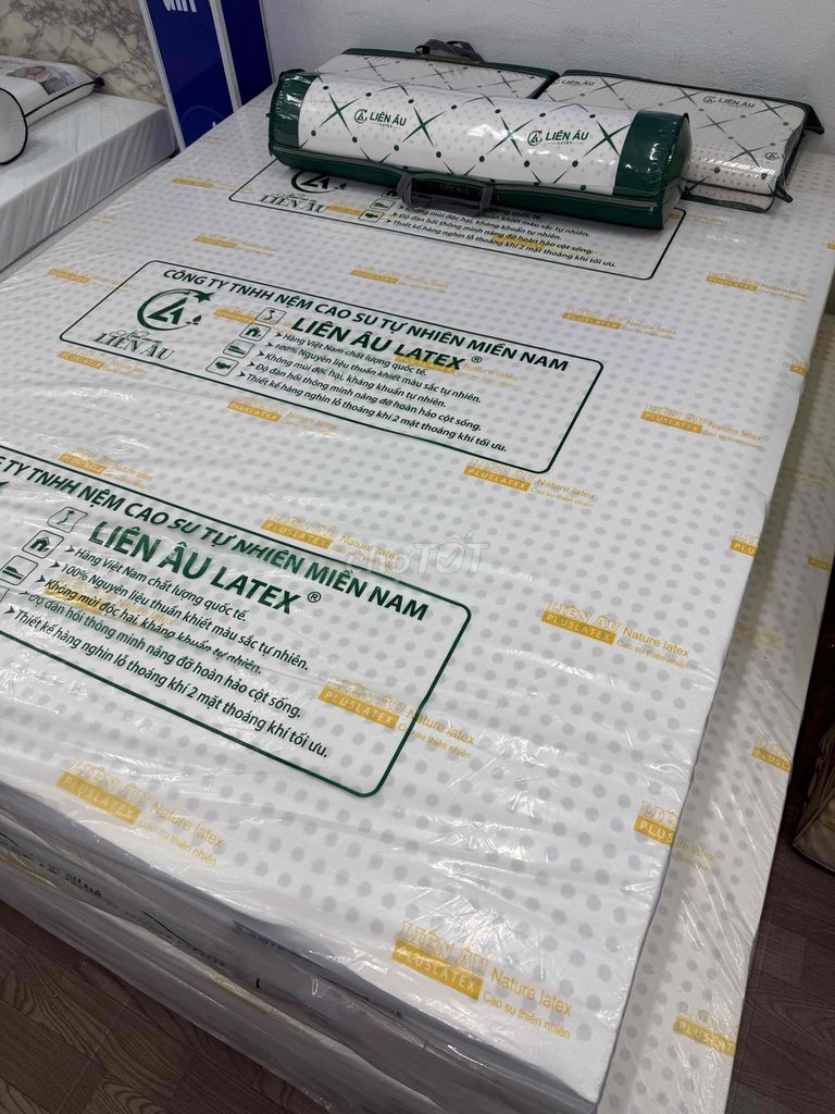 Nệm Liên Âu Plus Latex. Mua bán Giường, chăn ga gối nệm tại Quận Thanh Khê Đà Nẵng được đăng bởi Võ Phú Hoàng hình 1