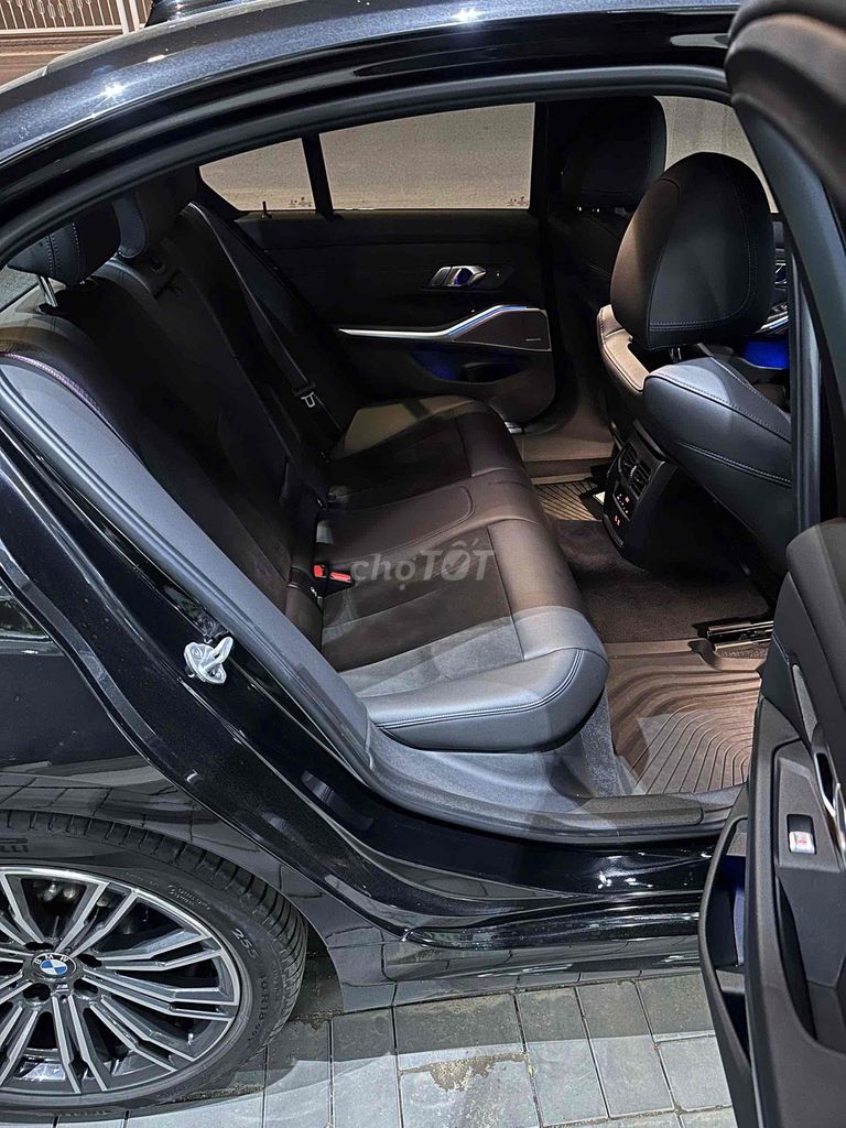 BMW 330i M Sport 2022 - 18600 km. Mua bán Ô tô tại Quận Bình Tân Tp Hồ Chí Minh được đăng bởi Lê Minh Quý hình 14