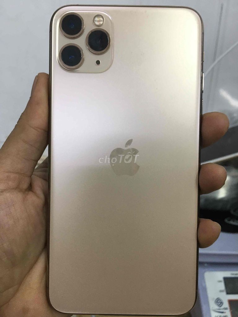 Apple iPhone 11 Pro Max 64GB Vàng. Mua bán Điện thoại tại Quận 7 Tp Hồ Chí Minh được đăng bởi Nguyễn hoàng nam hình 1
