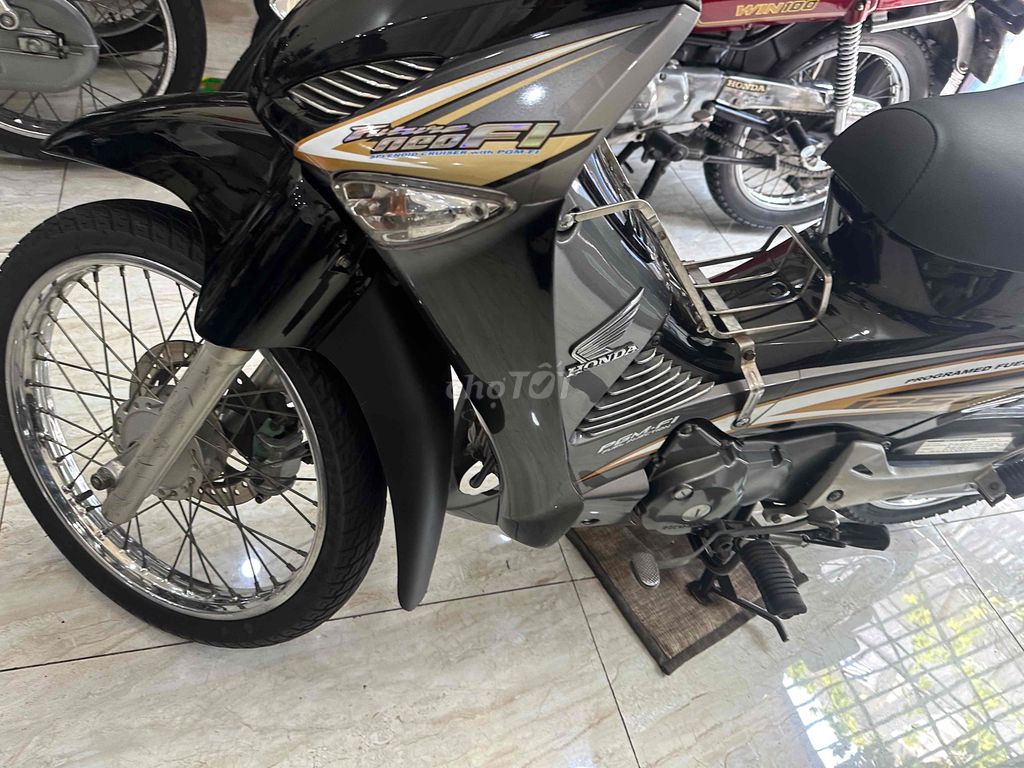 chính chủ may đâu rin chứng giấy ngay. Mua bán Xe máy tại Quận Phú Nhuận Tp Hồ Chí Minh được đăng bởi pham van vu hình 5