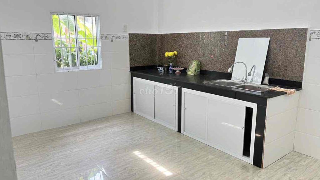 Nhà 2Tầng Trung Tâm Hẻm Oto Ngang Rộng