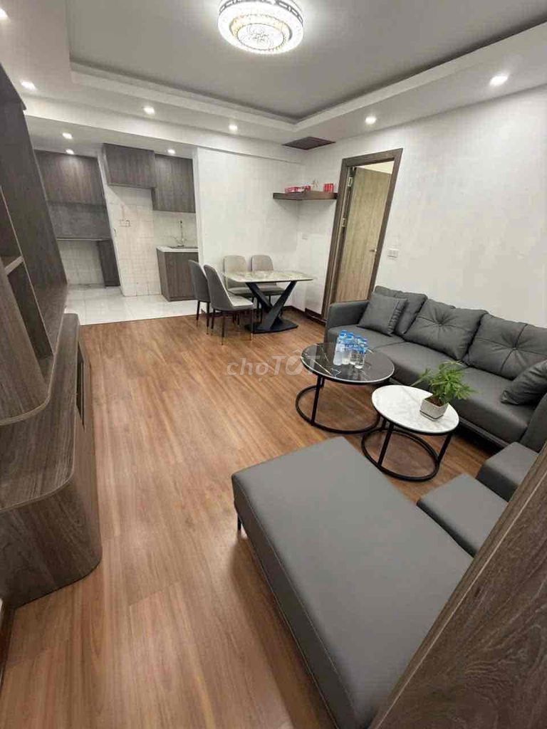 Cần bán gấp căn tập thể S=75m2, lô góc, sổ đỏ trao tay, full nội thất