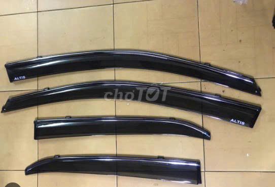 Vè che mưa Toyota Altis Đen. Mua bán Phụ tùng xe tại Thành phố Thủ Đức Tp Hồ Chí Minh được đăng bởi A Dũng hình 3
