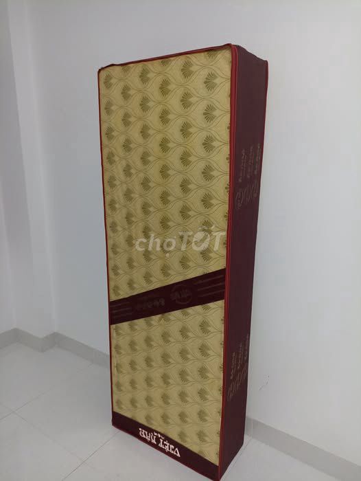 Đệm 1.8x2m Vàng, Đỏ đô. Mua bán Giường, chăn ga gối nệm tại Quận Hà Đông Hà Nội được đăng bởi Thang Phan hình 1