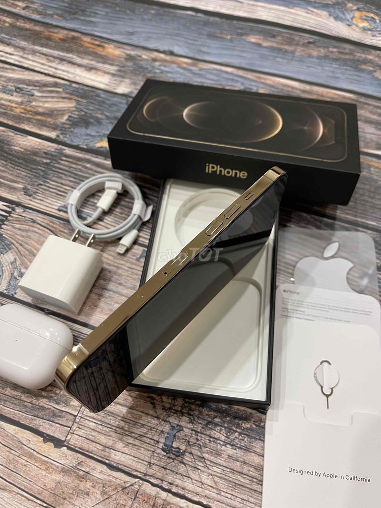 12 Pro Max 256 QTế Zin Chuẩn Áp Xài Rất Kĩ Pin 93%. Mua bán Điện thoại tại Quận 1 Tp Hồ Chí Minh được đăng bởi Hủ Tiền May Mắn hình 4