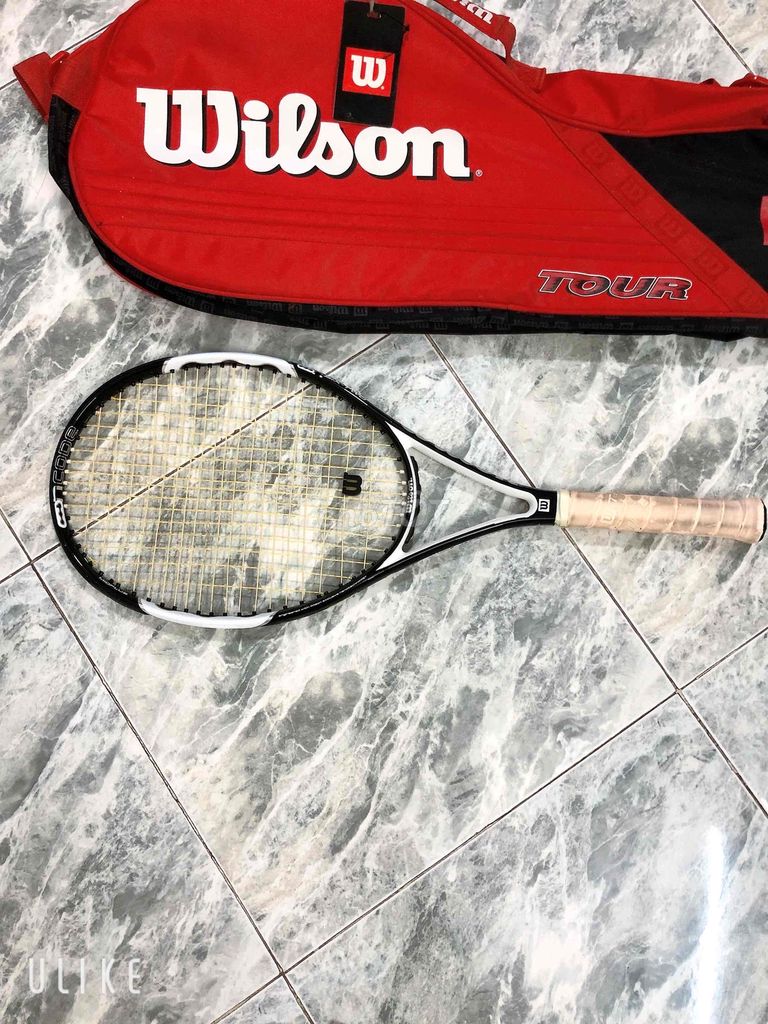 Vợt tennis hiệu Wilson