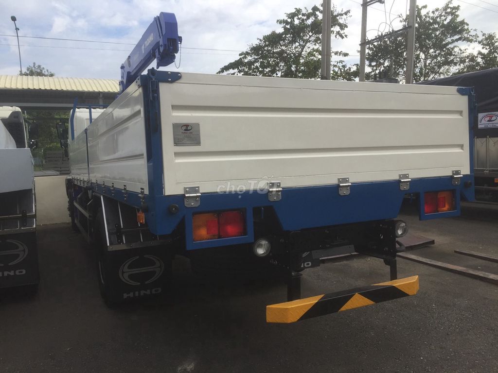 Xe tải cẩu HINO  FGJP 7 tấn cần 5 tấn 3 có sẵn. Mua bán Xe tải, xe ben tại Quận Bình Tân Tp Hồ Chí Minh được đăng bởi Ngân Hino Trường Long hình 5