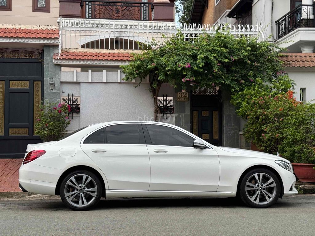Mercedes Benz  C250 Exclusive -*** 1 chủ. Mua bán Ô tô tại Quận Bình Thạnh Tp Hồ Chí Minh được đăng bởi kim hạo thiên hình 1