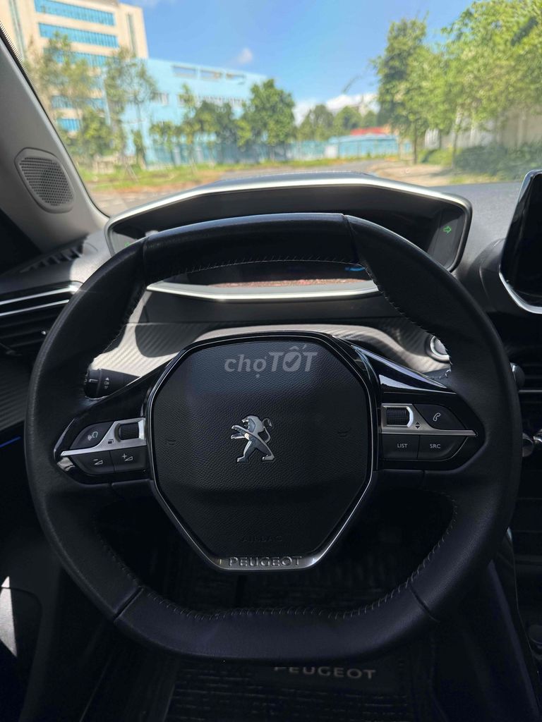 Peugeot 2008 2021 GT Line 1.2 AT - 51000 km. Mua bán Ô tô tại Thành phố Buôn Ma Thuột Đắk Lắk được đăng bởi Nguyễn duy dương hình 16