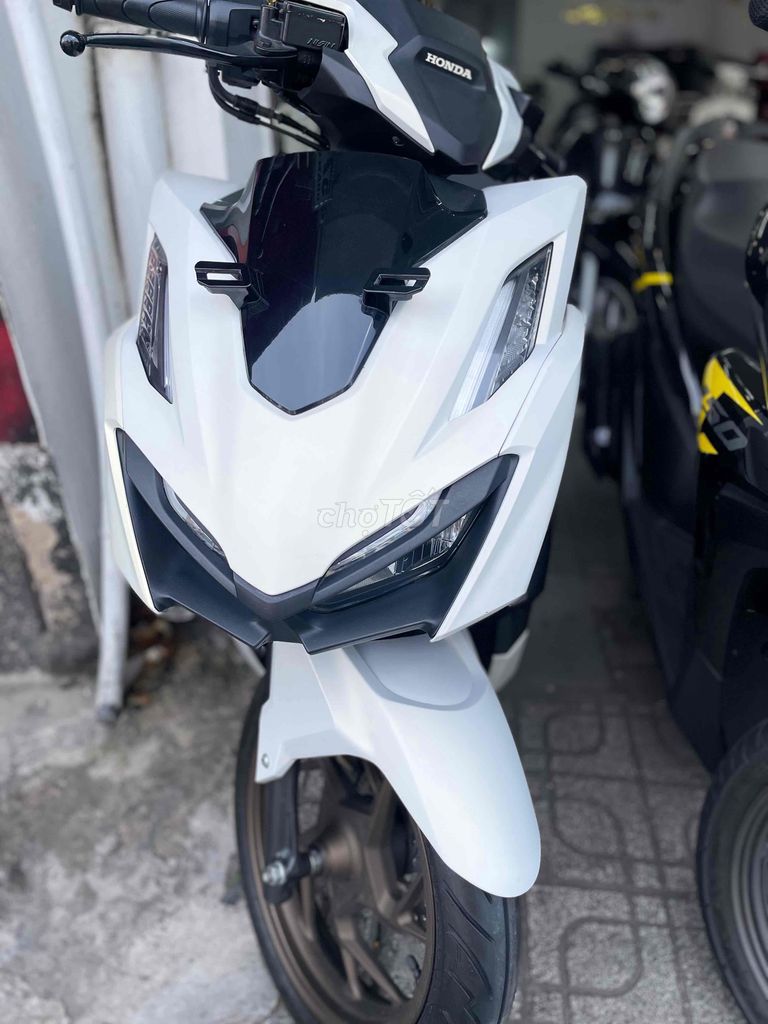 Vario 2022   126 bao zin