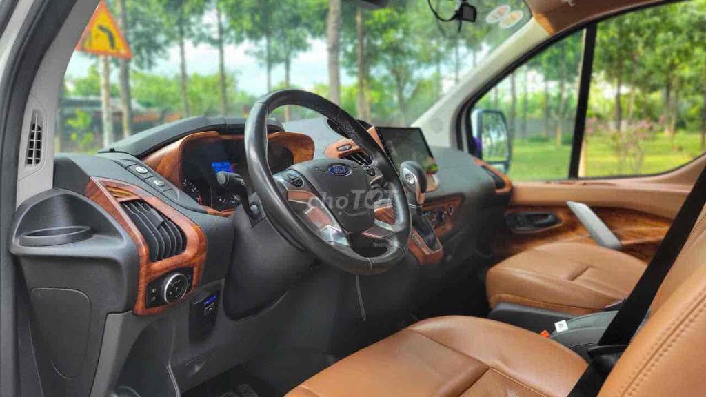 Ford Tourneo 2019 Titanium 2.0 AT - 62000 km. Mua bán Ô tô tại Quận Gò Vấp Tp Hồ Chí Minh được đăng bởi Thức hình 7
