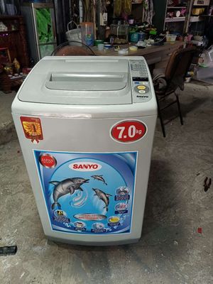 Máy giặt Sanyo 7 kg. Có BH nhé. Free ship... Mua bán Máy giặt tại Quận 12 Tp Hồ Chí Minh được đăng bởi A cuog