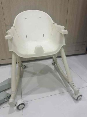 Ghế ăn dặm có điều chỉnh cao thấp:. Mua bán Mẹ và bé tại Quận 11 Tp Hồ Chí Minh được đăng bởi Nguyễn Thụy thi Phương