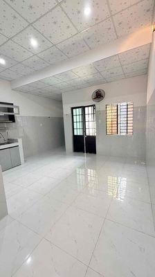 Аренда · 3 комн. · 100 м² · Quận Cẩm Lệ, ул. Đường Phong Bắc 9