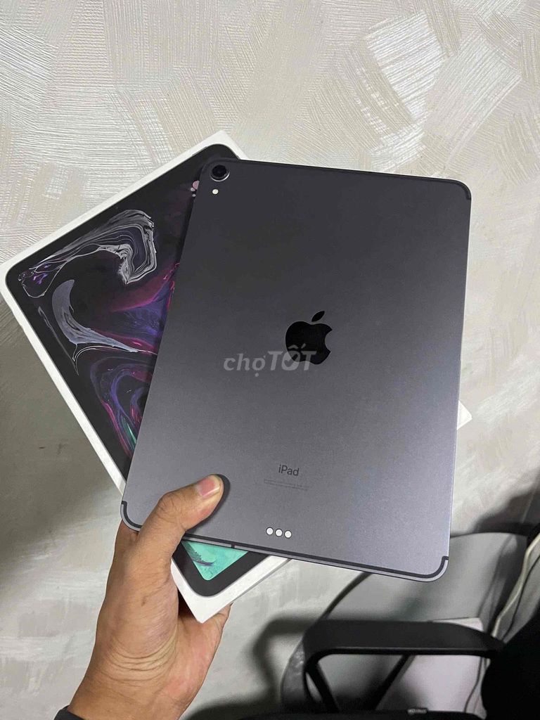 Apple iPad Pro 11 inch 2018 256GB. Mua bán Máy tính bảng tại Quận 7 Tp Hồ Chí Minh được đăng bởi T49 Store hình 1