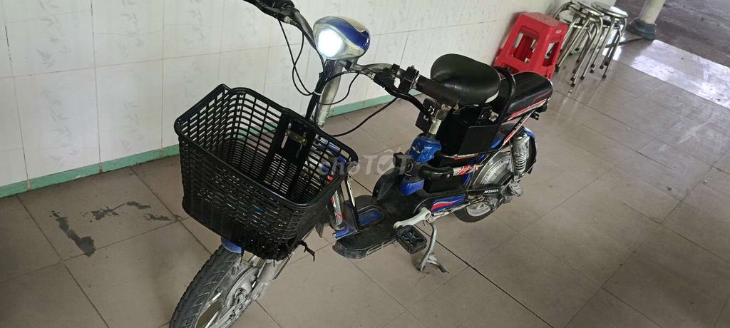 Xe đạp điện bình cầm. Mua bán Xe điện tại Quận Ninh Kiều Cần Thơ được đăng bởi nguyễn hình 1