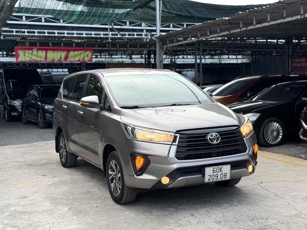 Toyota Innova 2023 photo 2
