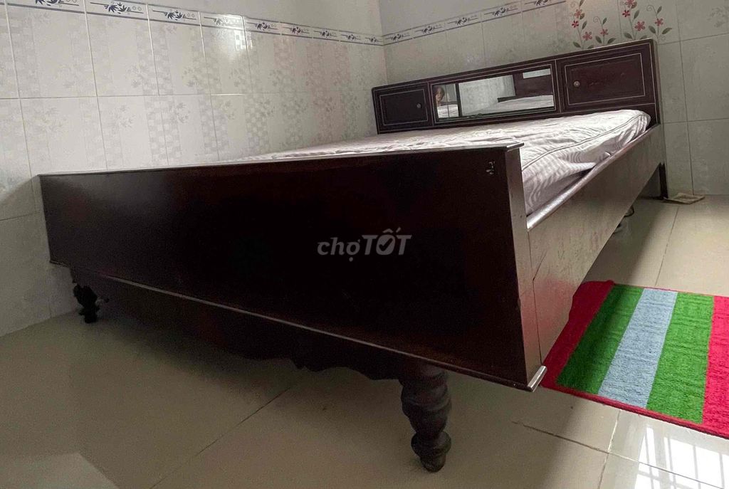 Giường ngủ Gỗ go đỏ Nâu chắc chắn. Mua bán Giường, chăn ga gối nệm tại Thành phố Bà Rịa Bà Rịa - Vũng Tàu được đăng bởi Như Quỳnh hình 1