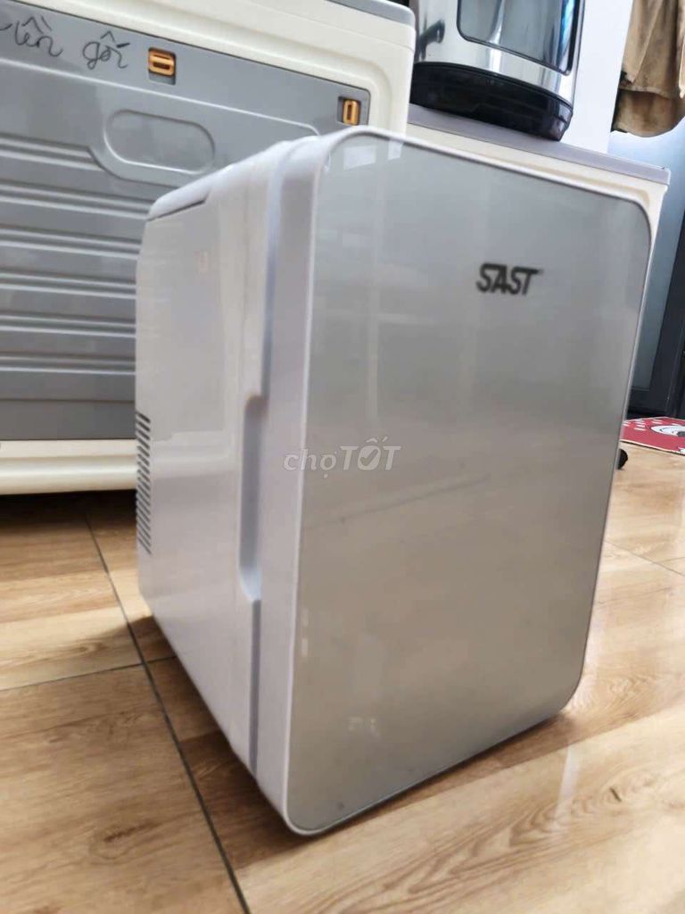 Tủ lạnh SAST 12L Nóng lạnh Trắng cũ. Mua bán Tủ lạnh tại Quận Bình Tân Tp Hồ Chí Minh được đăng bởi Hc hình 1