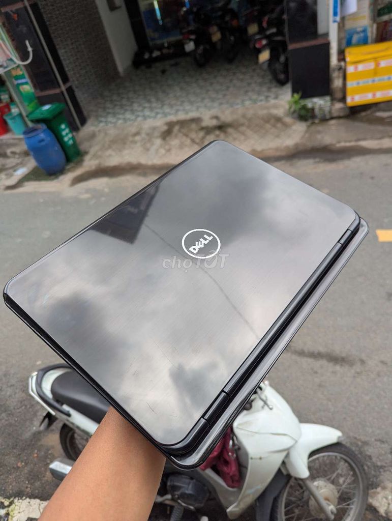 Dell Inspiron 5110 i5 8GB/120GB Đen. Mua bán Laptop tại Thành phố Thủ Đức Tp Hồ Chí Minh được đăng bởi Công ty TNHH Dịch Vụ Ngọc Gia Bảo Computer hình 1
