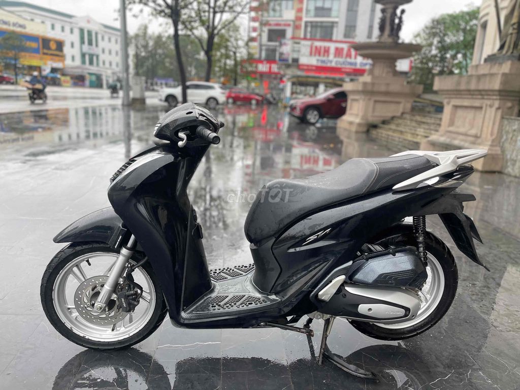 sh lướt đẹp,bán hoặc giao lưu xe khác. Mua bán Xe máy tại Thành phố Vinh Nghệ An được đăng bởi Mạnh Nhỏ hình 7