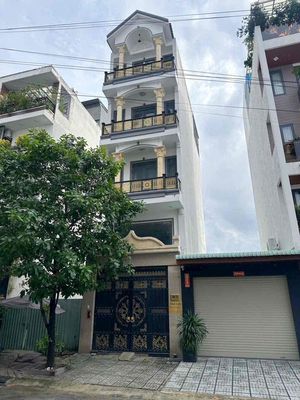 Rent · 5 bd · 52 м² · Quận 12
