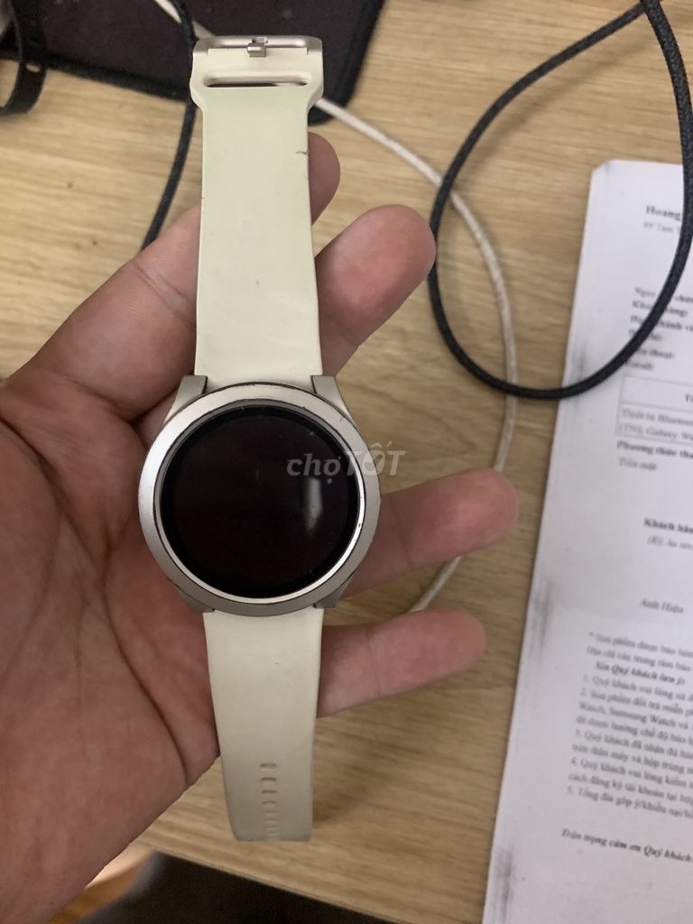 Samsung Galaxy Watch 6 40mm Trắng kem. Mua bán Thiết bị đeo thông minh tại Quận Hà Đông Hà Nội được đăng bởi Hiệu Quốc hình 1