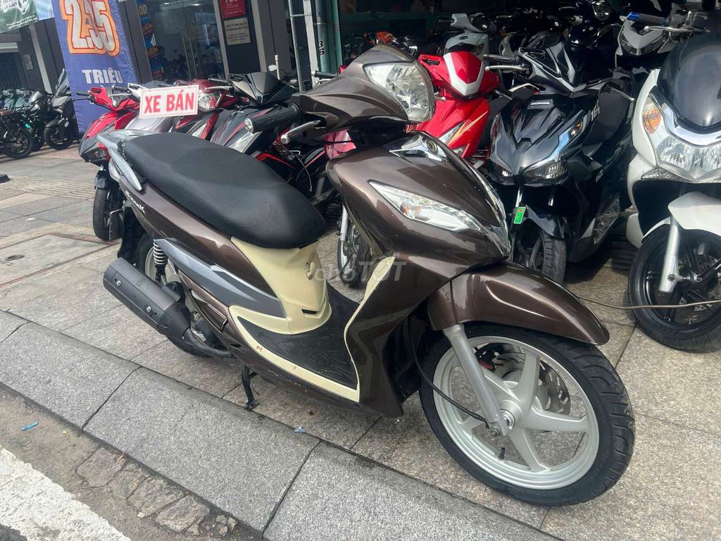 SYM shark 125 2012 mới 90% biển số thành phố. Mua bán Xe máy tại Quận Tân Phú Tp Hồ Chí Minh được đăng bởi Tuanduy hình 6