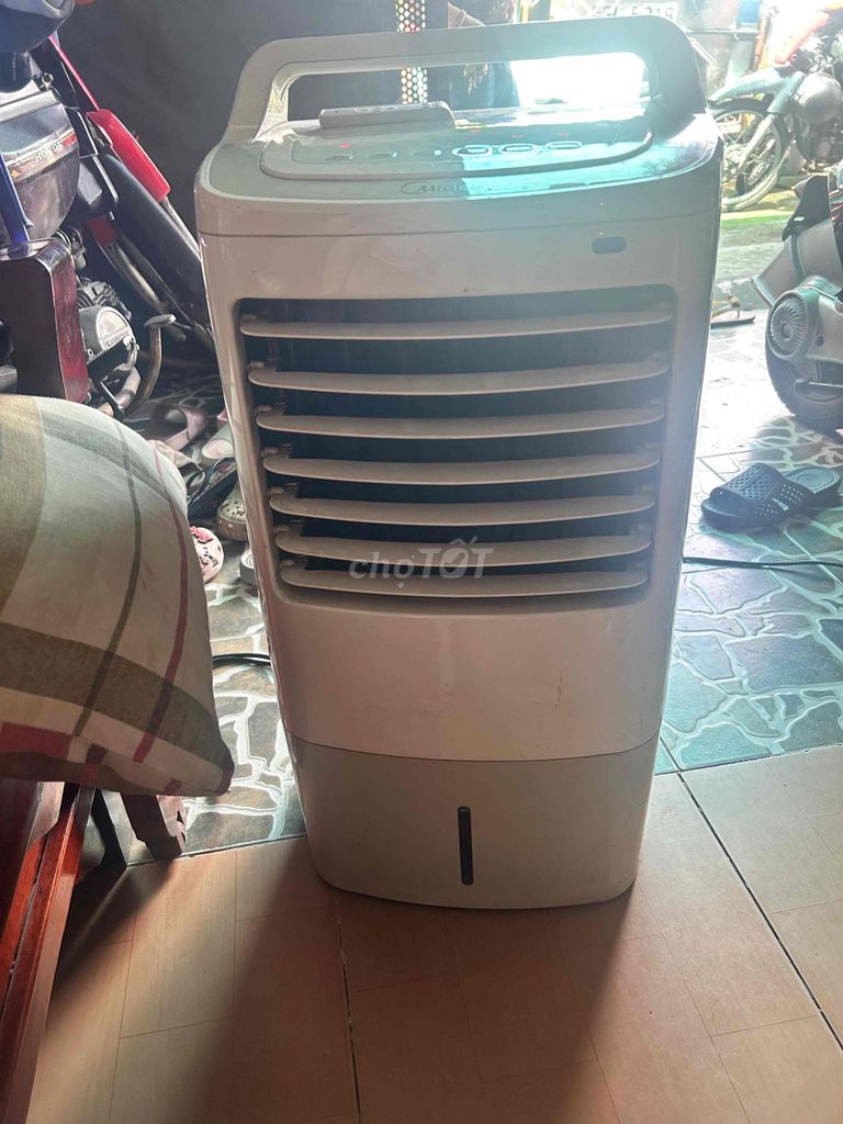 Quạt điều hòa Midea Trắng điều khiển từ xa. Mua bán Quạt tại Quận Bình Tân Tp Hồ Chí Minh được đăng bởi kim dung hình 1
